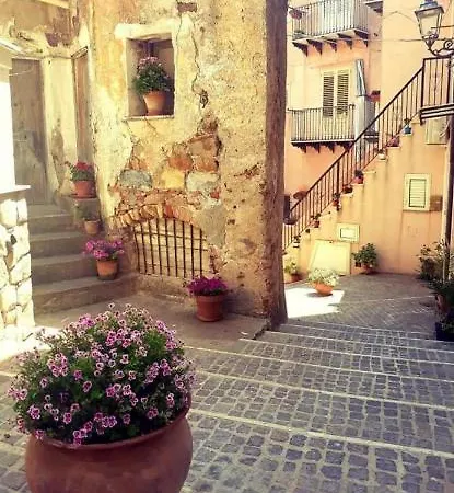 The Flowers Cefalù
